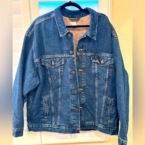 Men’s XXL Lines Levis Jacket